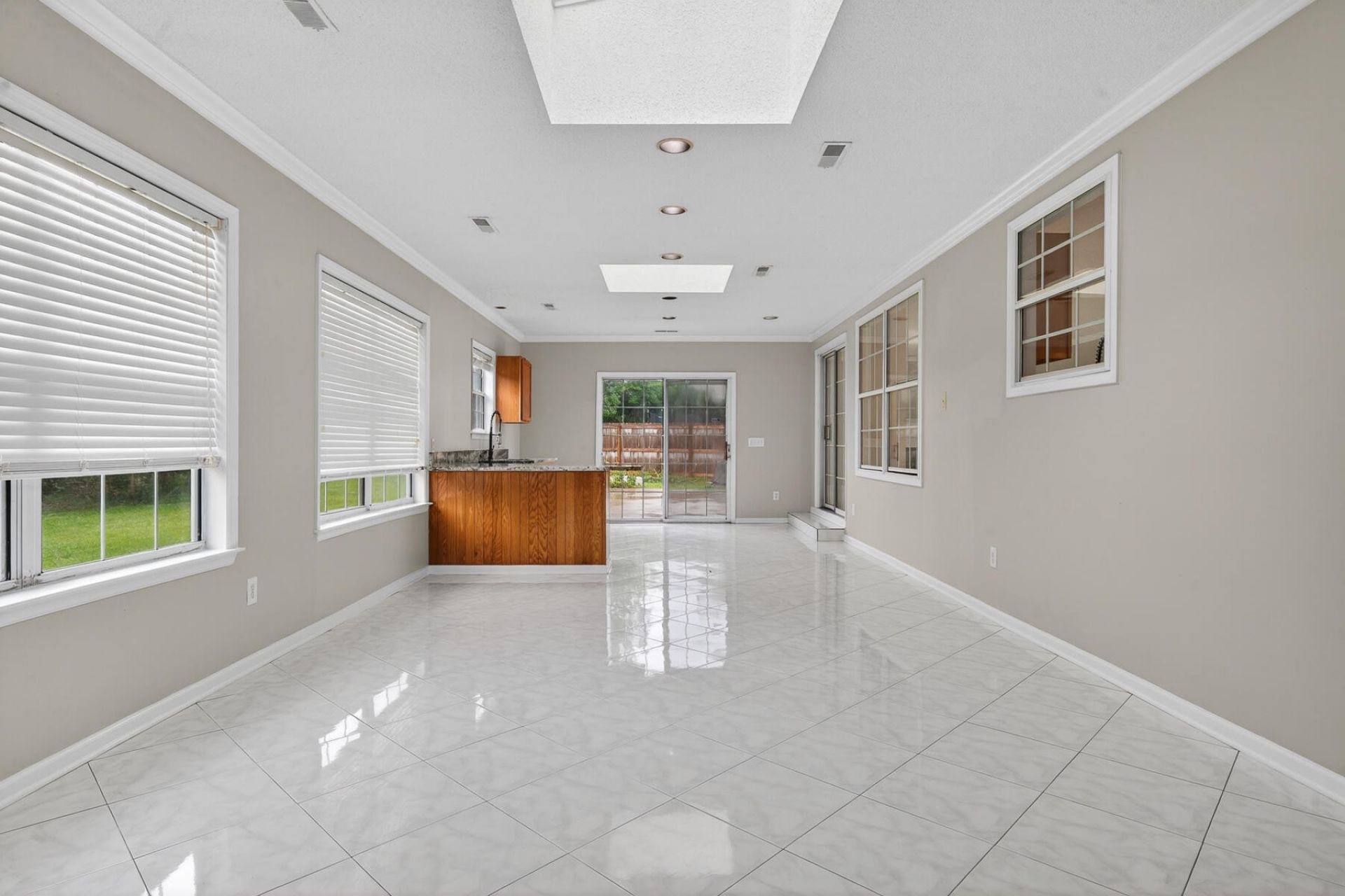 109 Preston Photo 63