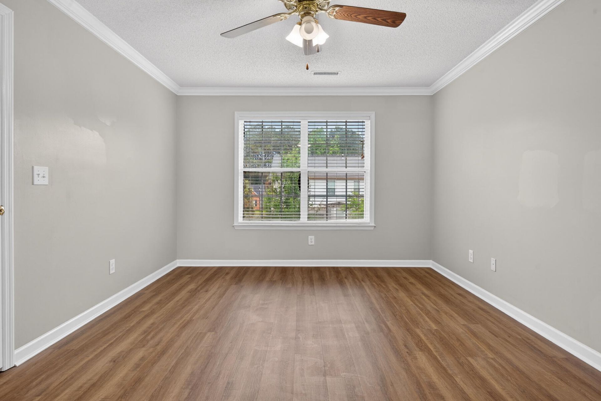 109 Preston Photo 78