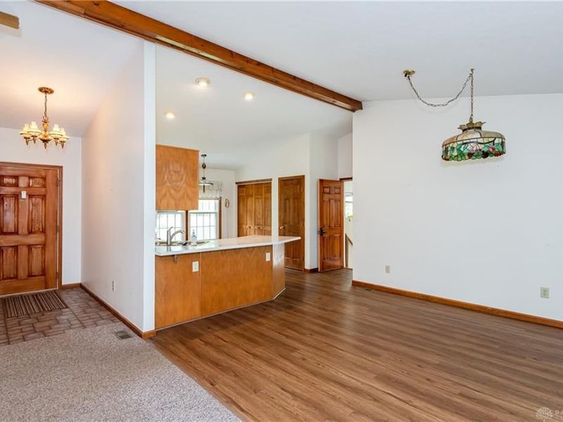 11794 Putnam Road, Englewood, OH 45322 Photo 2