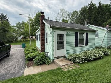 11594 Ravenna Road, Twinsburg, OH 44087