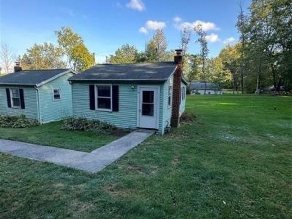 11594 Ravenna Road , Twinsburg, OH 44087