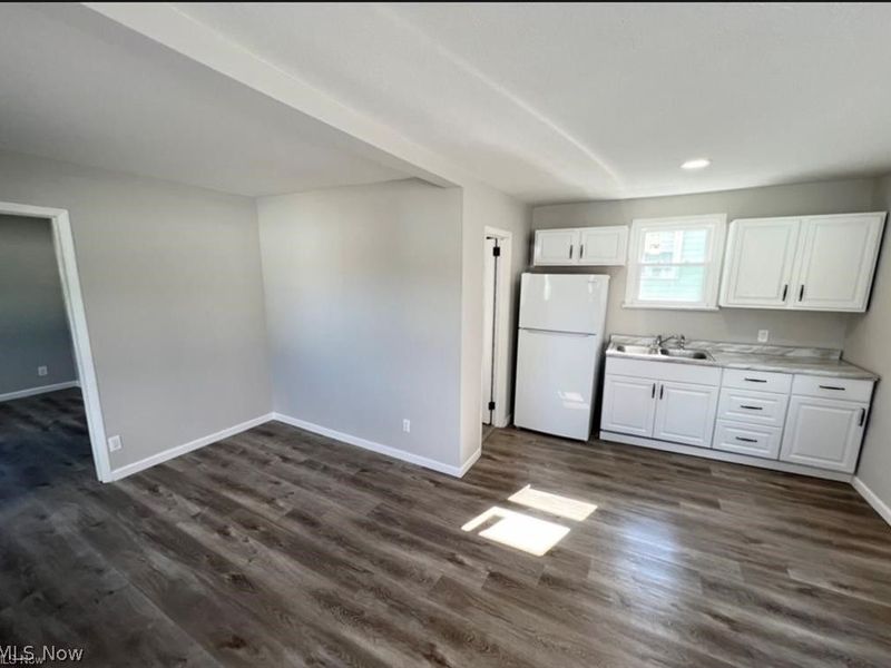 11594 Ravenna Road, Twinsburg, OH 44087 Photo 2