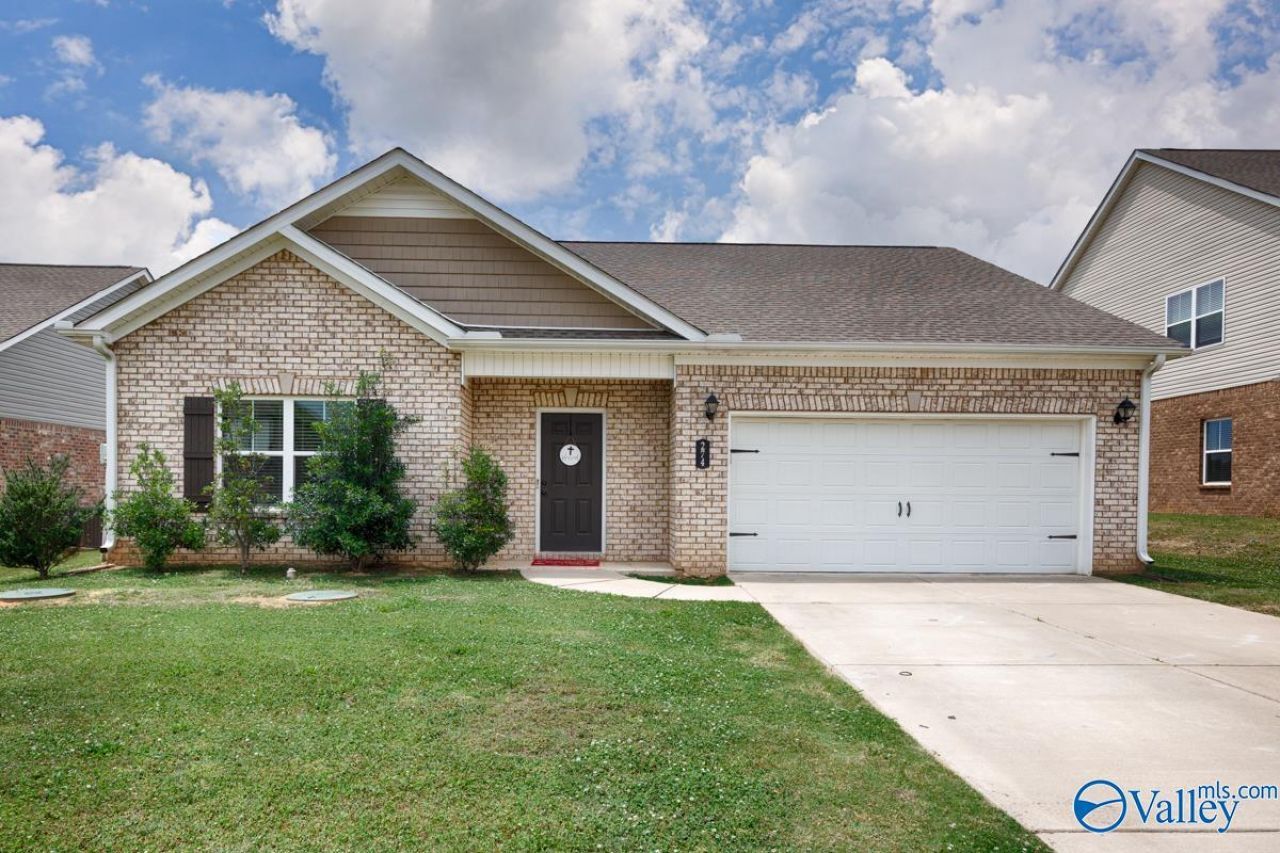 274 Maggie Mance Lane, Harvest, AL 35749 Main Photo