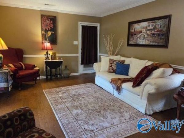 2437 Halifax Place, Decatur, AL 35601