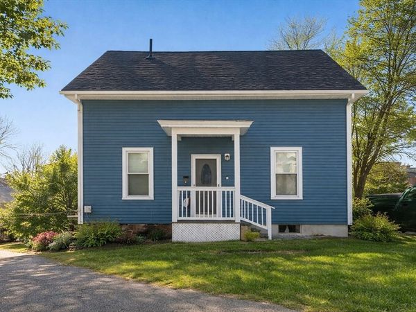 5 Ripley Place, Worcester, MA 01610