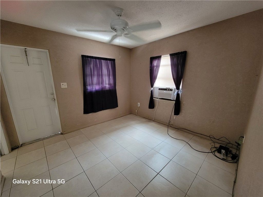 305 S Ocean Drive, Unit 4, Fort Pierce, FL 34949 Photo