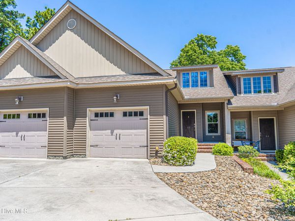 52 Cypress Circle, Southern Pines, NC 28387