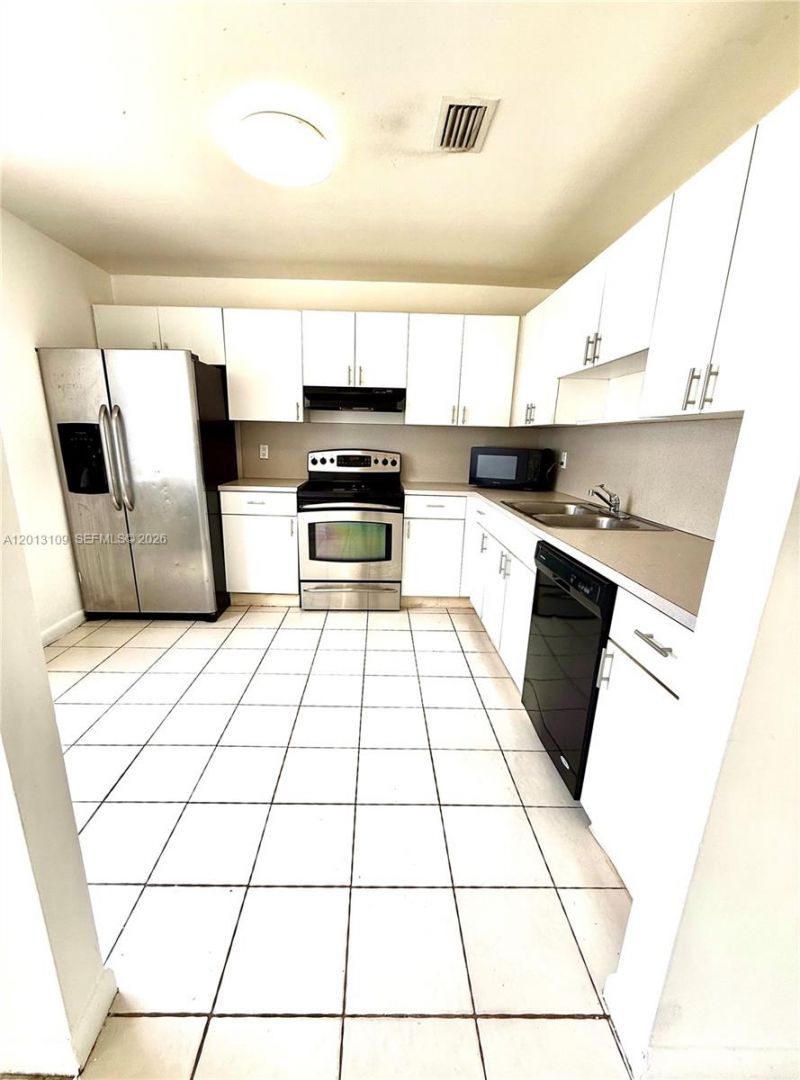22221 SW 103rd Ct, Miami, FL 33190 Photo