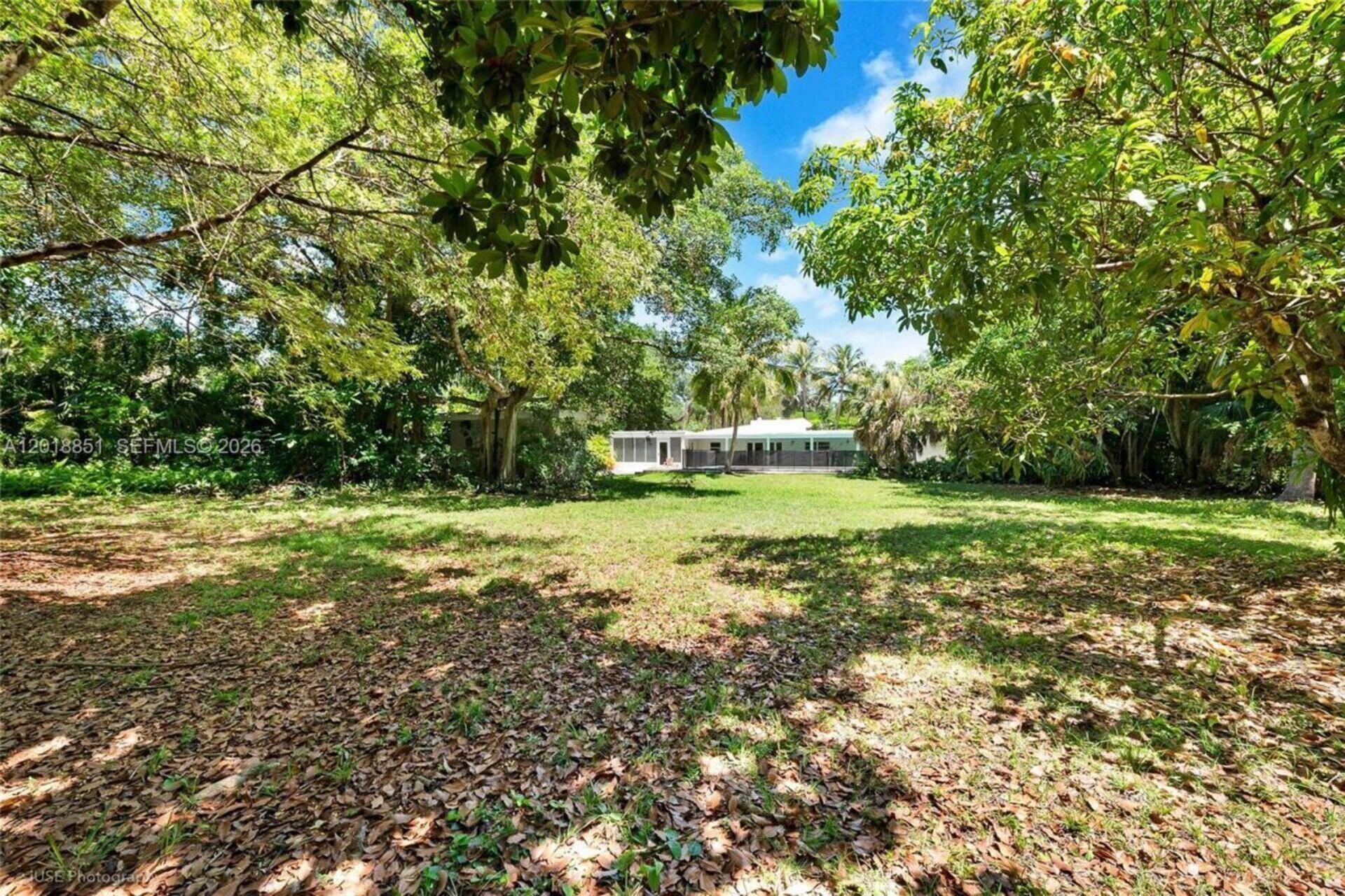 7480 SW 122nd St , Pinecrest, FL 33156 Photo