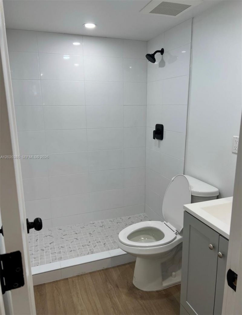 16349 Ravenwood Pl, Unit 16349, Miami Lakes, FL 33014 Photo