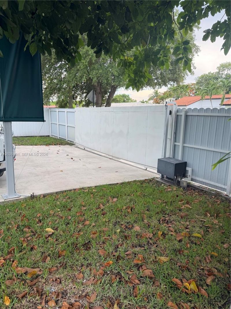 3400 SW 108th Ave , Miami, FL 33165 Photo