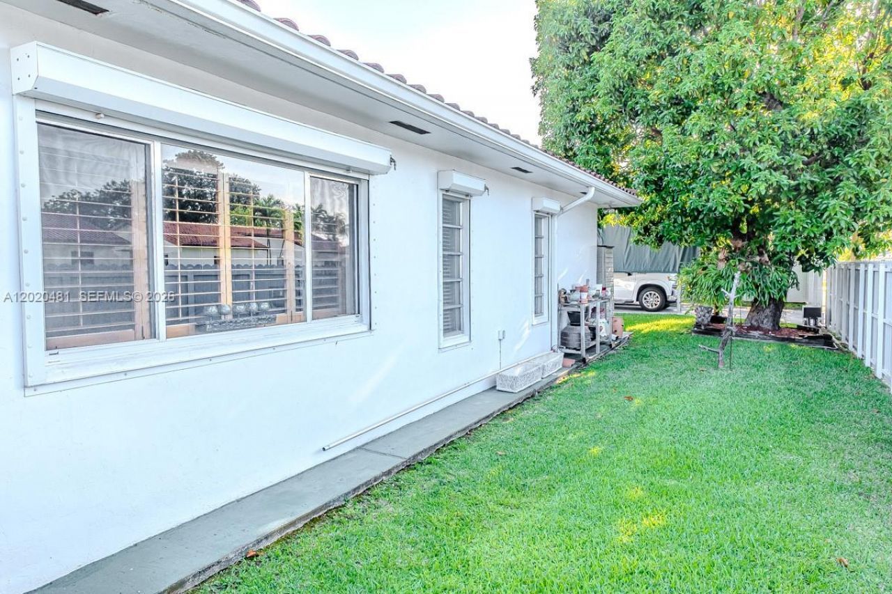 3400 SW 108th Ave , Miami, FL 33165 Photo