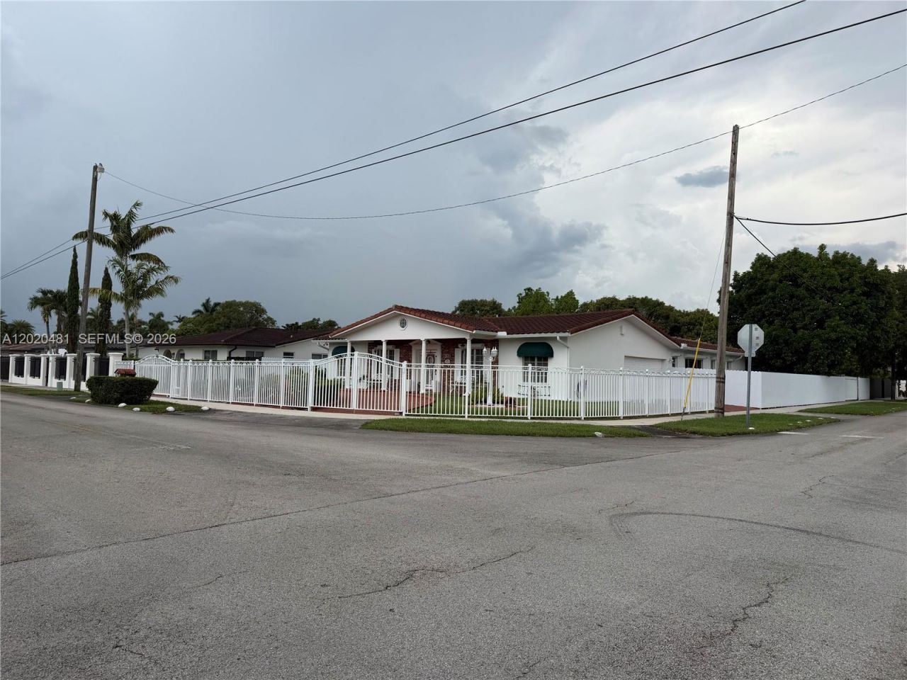 3400 SW 108th Ave , Miami, FL 33165 Photo