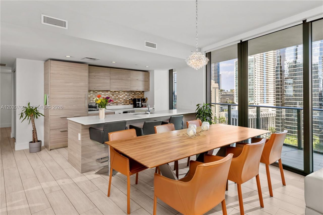 1300 S Miami Ave , Unit 1405, Miami, FL 33130 Photo