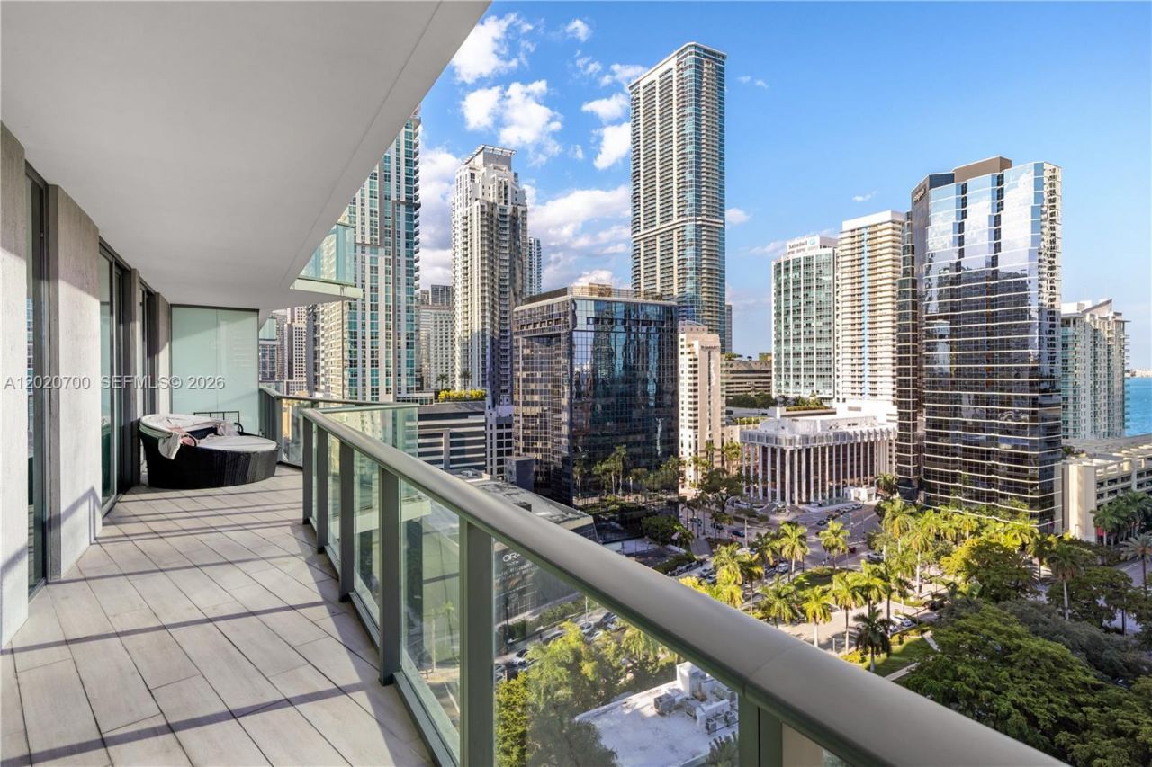 1300 S Miami Ave , Unit 1405, Miami, FL 33130 Photo