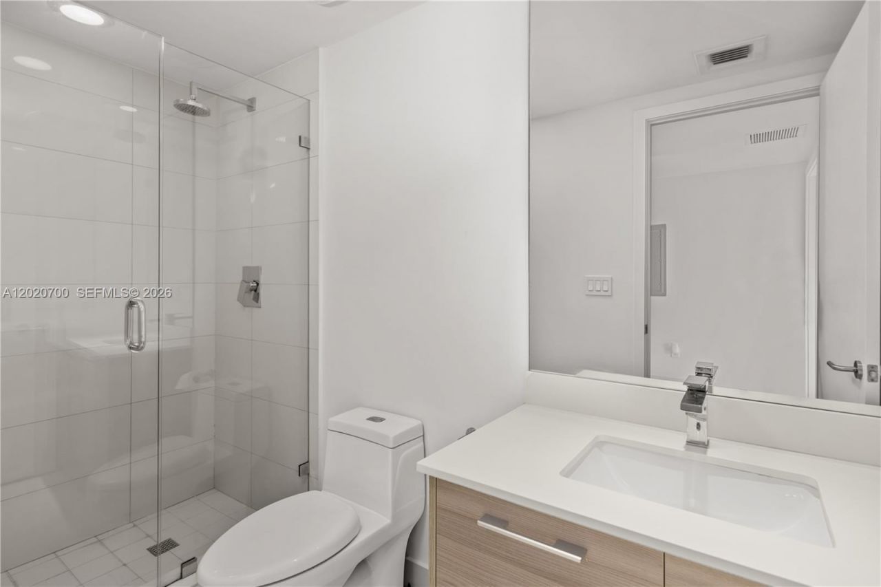 1300 S Miami Ave , Unit 1405, Miami, FL 33130 Photo