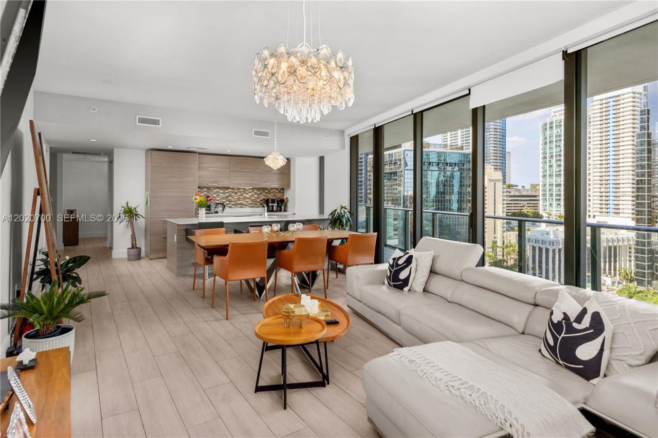 1300 S Miami Ave , Unit 1405, Miami, FL 33130 Photo
