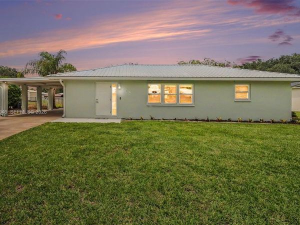 205 E Sugarland Cir , Clewiston, FL 33440