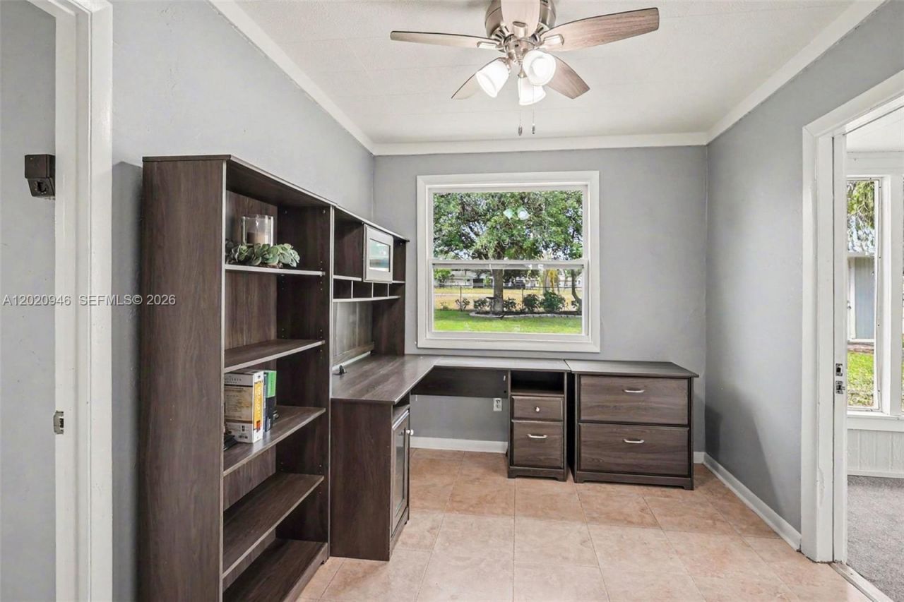 205 E Sugarland Cir , Clewiston, FL 33440 Photo