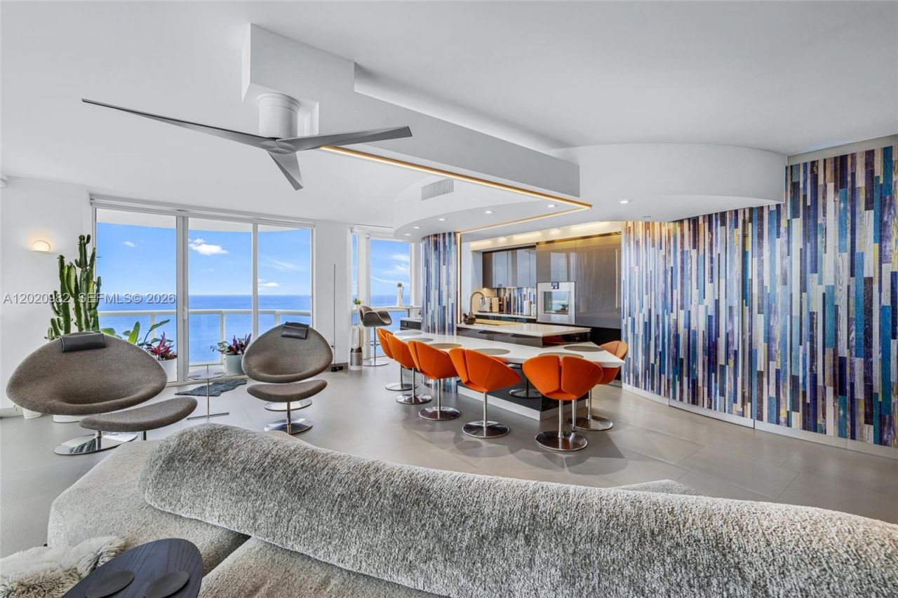 6365 Collins Ave , Unit 2301, Miami Beach, FL 33141 Photo