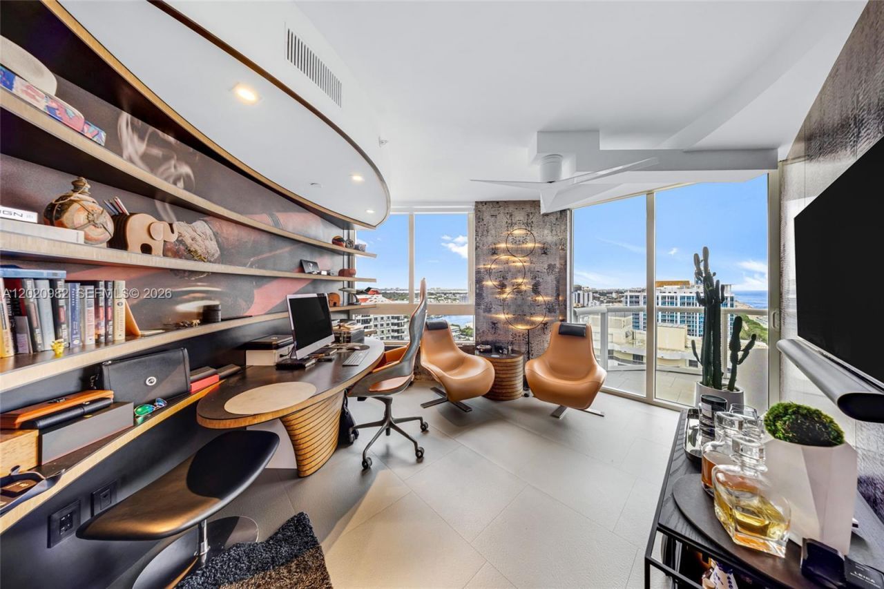 6365 Collins Ave , Unit 2301, Miami Beach, FL 33141 Photo