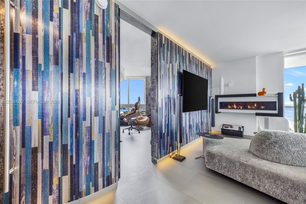 6365 Collins Ave , Unit 2301, Miami Beach, FL 33141 Photo