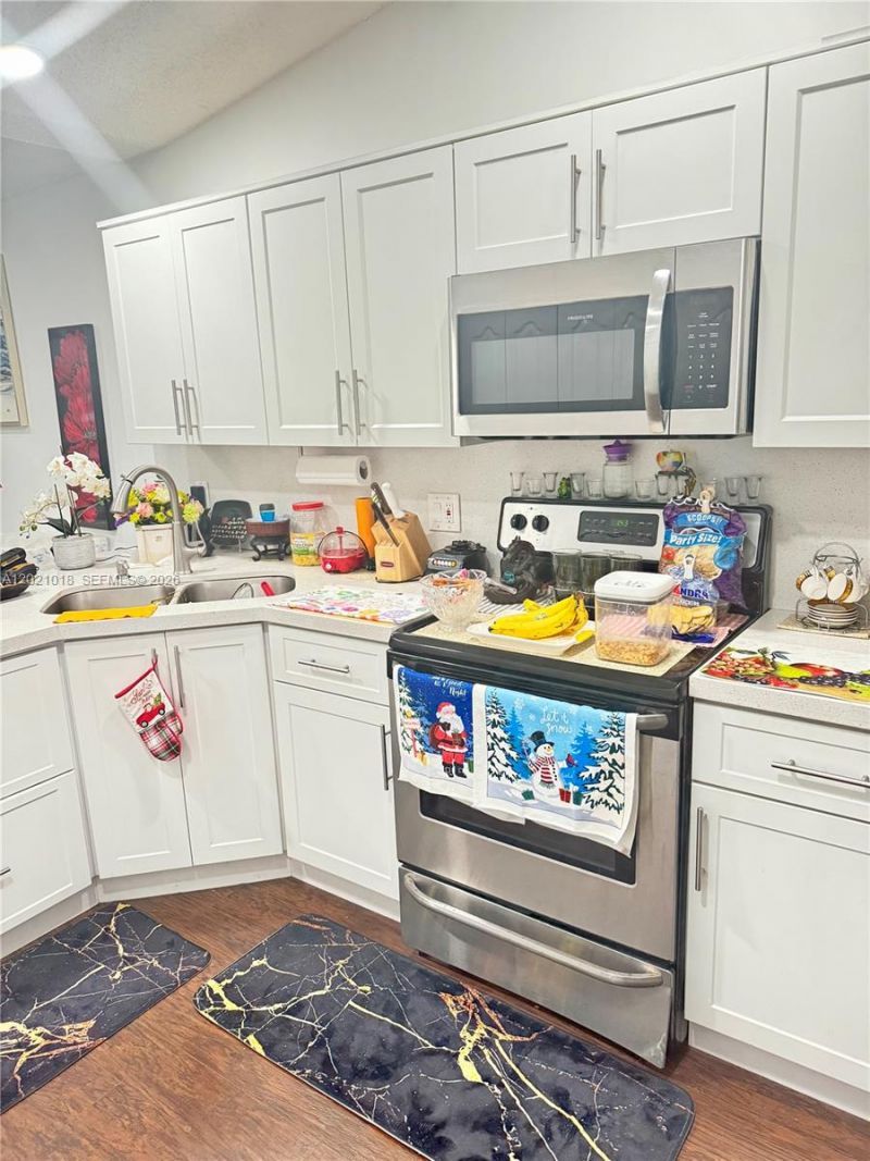 7231 W 29th Way , Hialeah, FL 33018 Photo