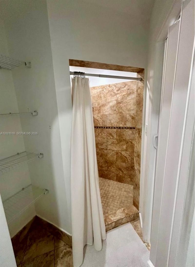 7231 W 29th Way , Hialeah, FL 33018 Photo