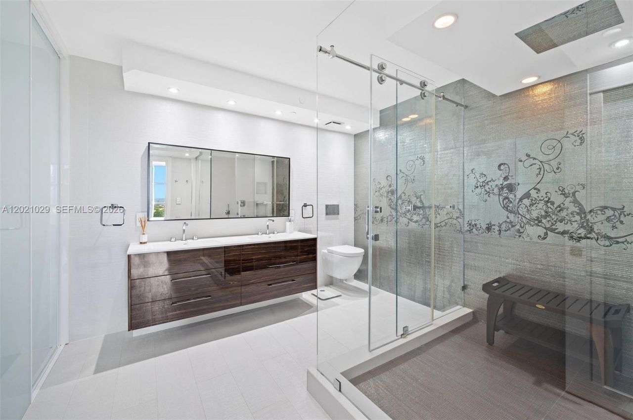 19195 Mystic Pointe Dr , Unit 1107, Aventura, FL 33180 Photo