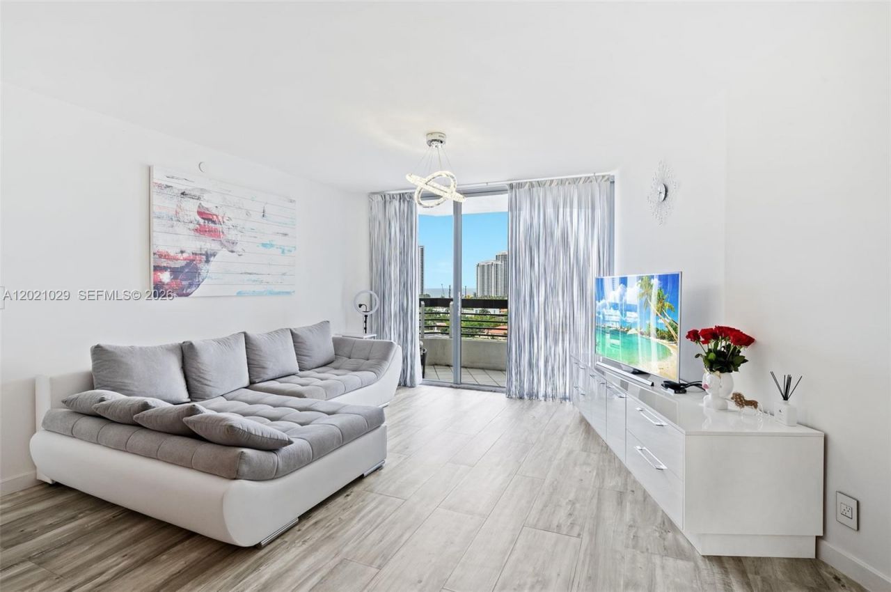 19195 Mystic Pointe Dr , Unit 1107, Aventura, FL 33180 Photo