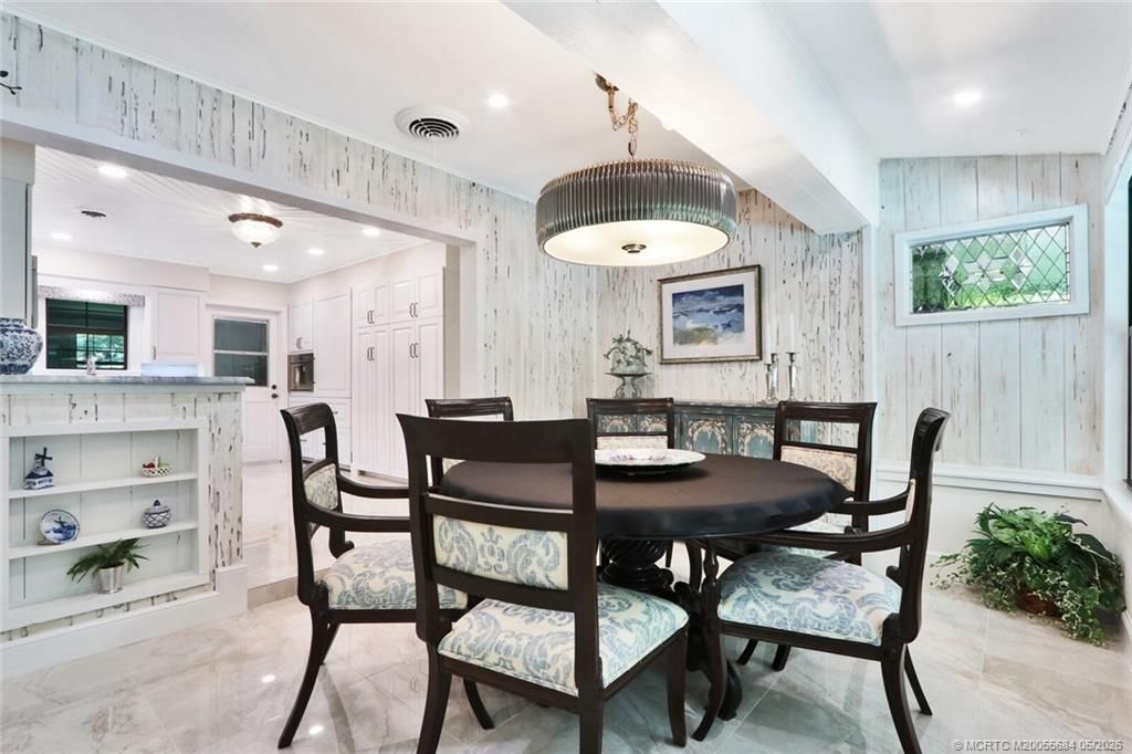 21 Emarita Way, Sewalls Point, FL 34996 Photo