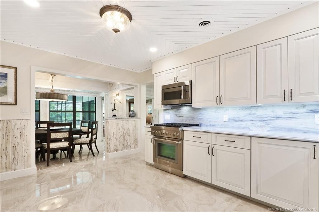21 Emarita Way, Sewalls Point, FL 34996 Photo
