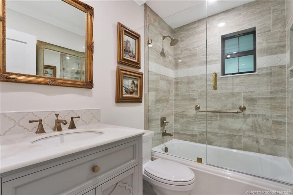 21 Emarita Way, Sewalls Point, FL 34996 Photo