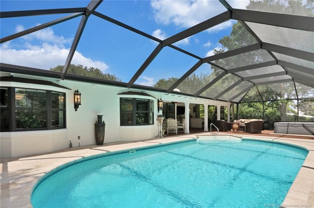 21 Emarita Way, Sewalls Point, FL 34996 Photo