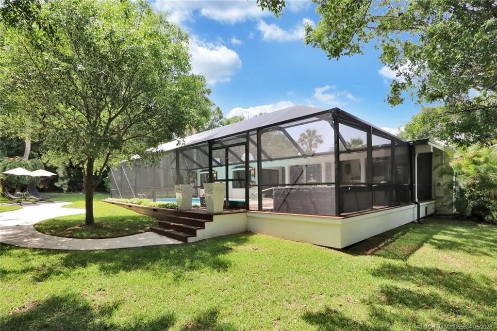 21 Emarita Way, Sewalls Point, FL 34996 Photo