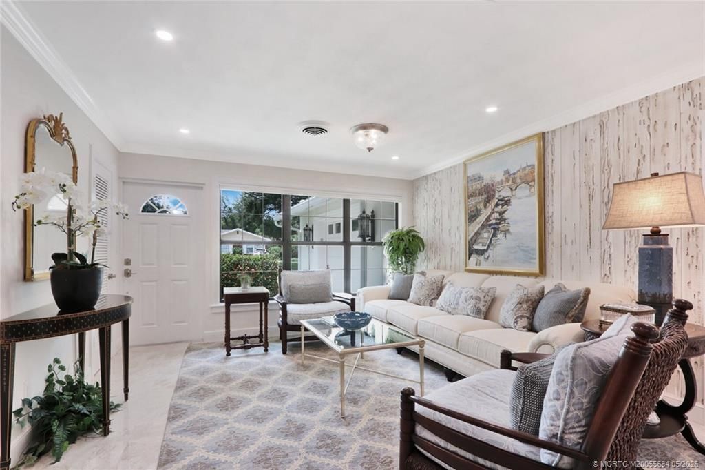 21 Emarita Way, Sewalls Point, FL 34996 Photo