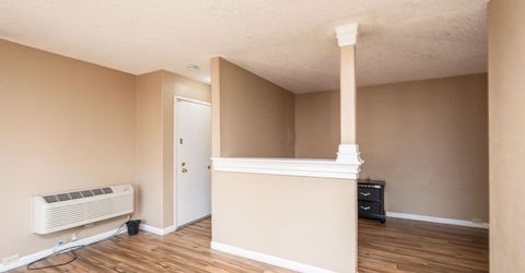 820 E Woodside Ln #2, Unit 2, Sacramento, CA 95825 Photo