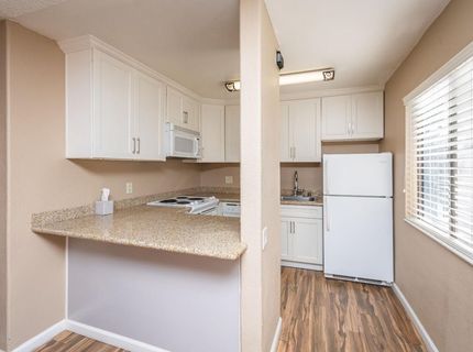820 E Woodside Ln #2, Unit 2, Sacramento, CA 95825 Photo