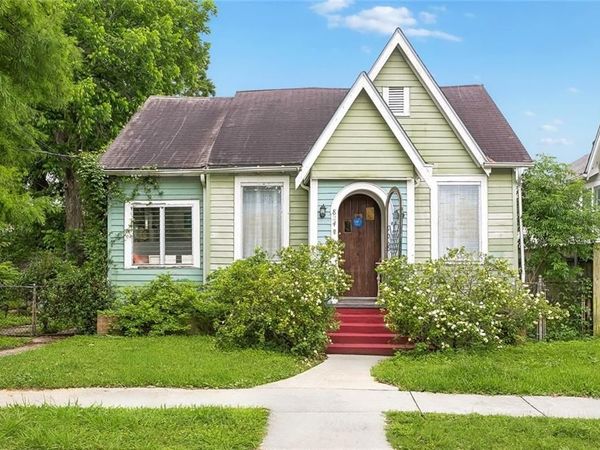 824 PONTALBA Street, New Orleans, LA 70124