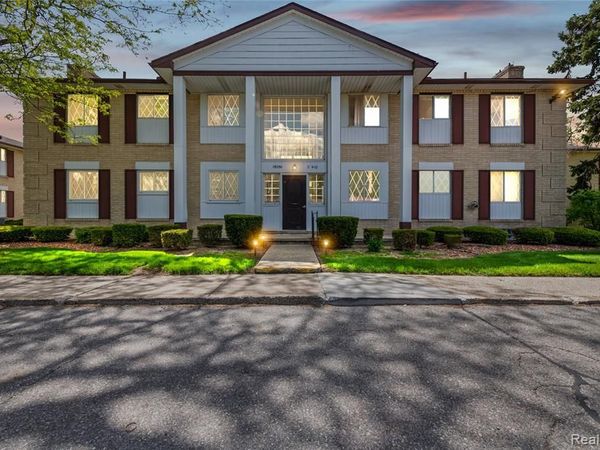 29296 Gloede Drive , Warren, MI 48088