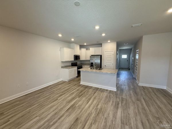 9052 Golden Eye Dr, Pensacola, FL 32506
