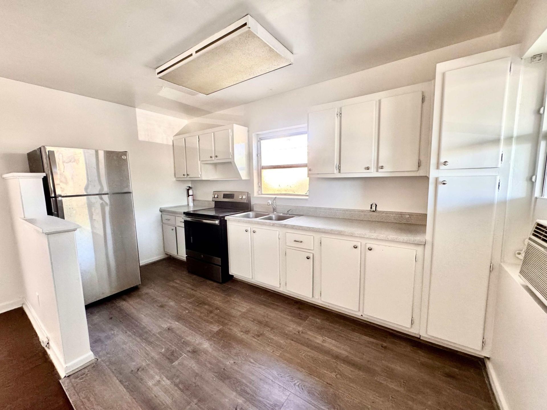 2515 Avenue E, Riviera Beach, FL 33404 Photo