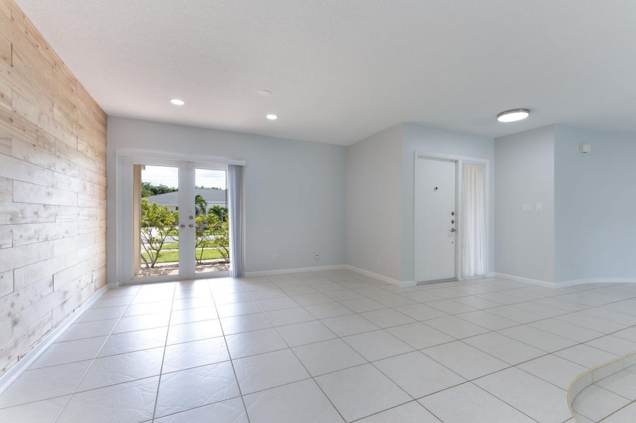 4695 Brandywine Drive, Boca Raton, FL 33487 Photo