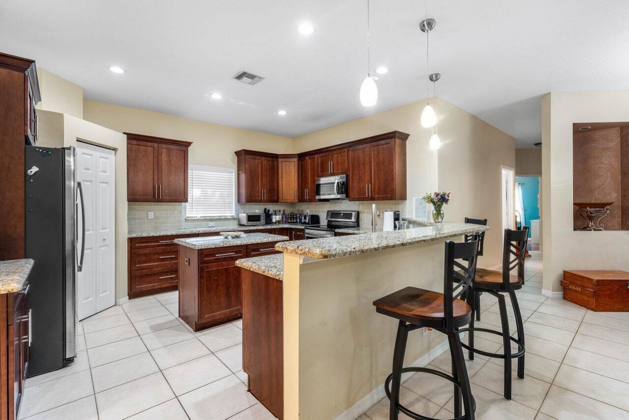 11302 Edgewater Circle, Wellington, FL 33414 Photo