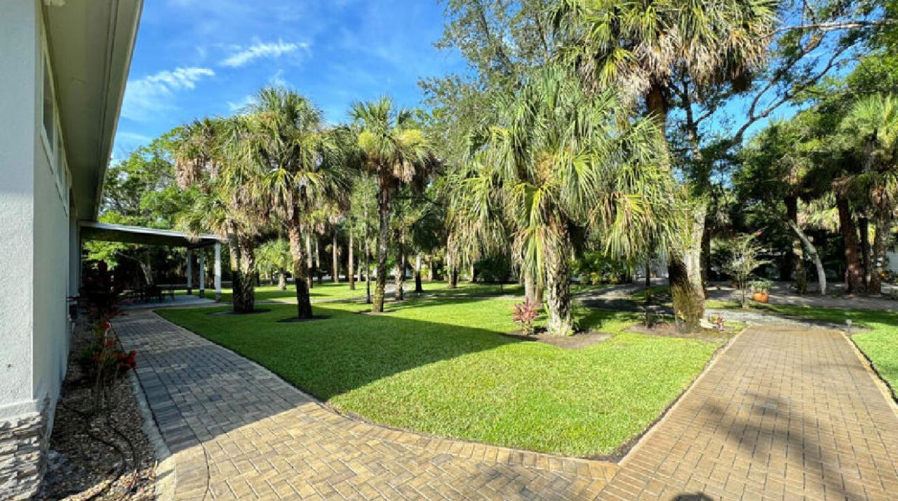 145 24th Avenue, Vero Beach, FL 32962 Photo