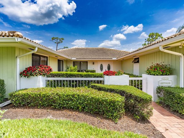 1543 SW Troon Circle, Palm City, FL 34990