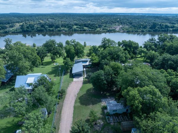 3721 Lakeview DR, Cottonwood Shores, TX 78657