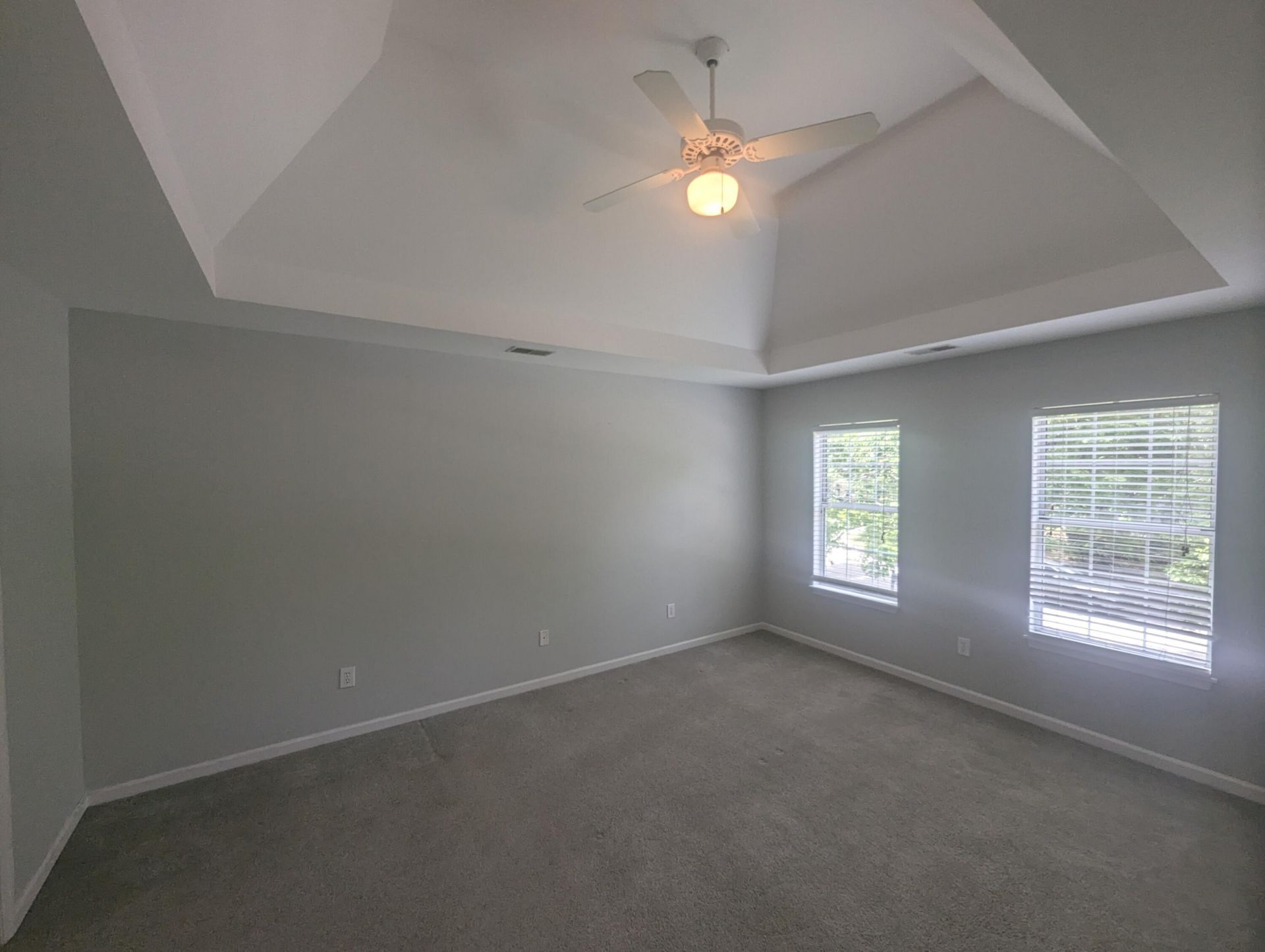 2754 Stamby Place Photo 13