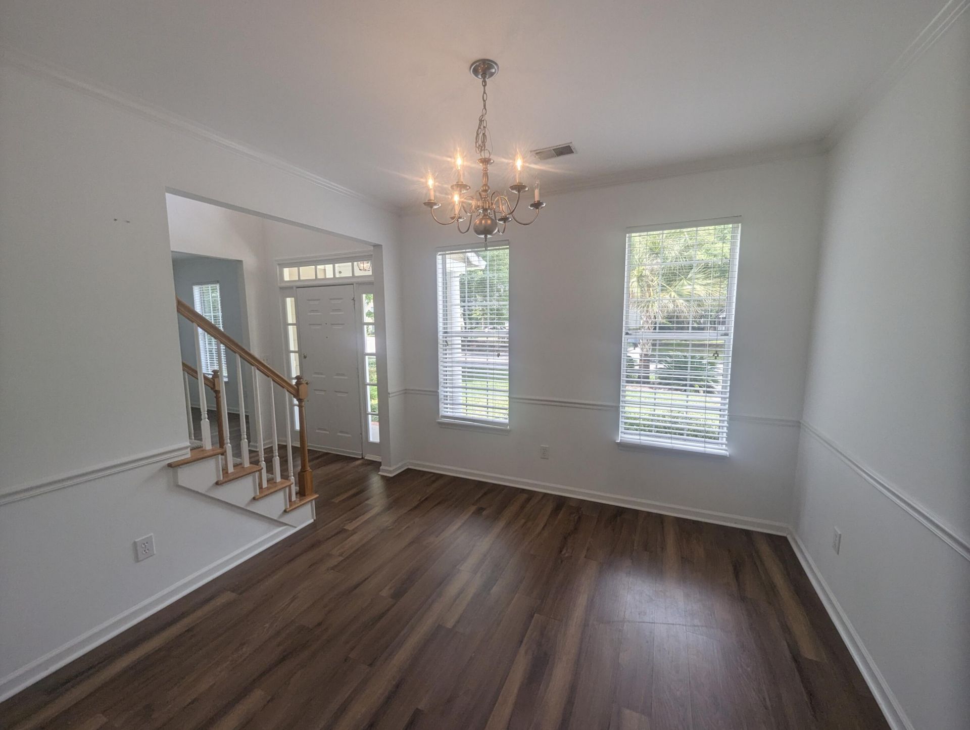 2754 Stamby Place Photo 4