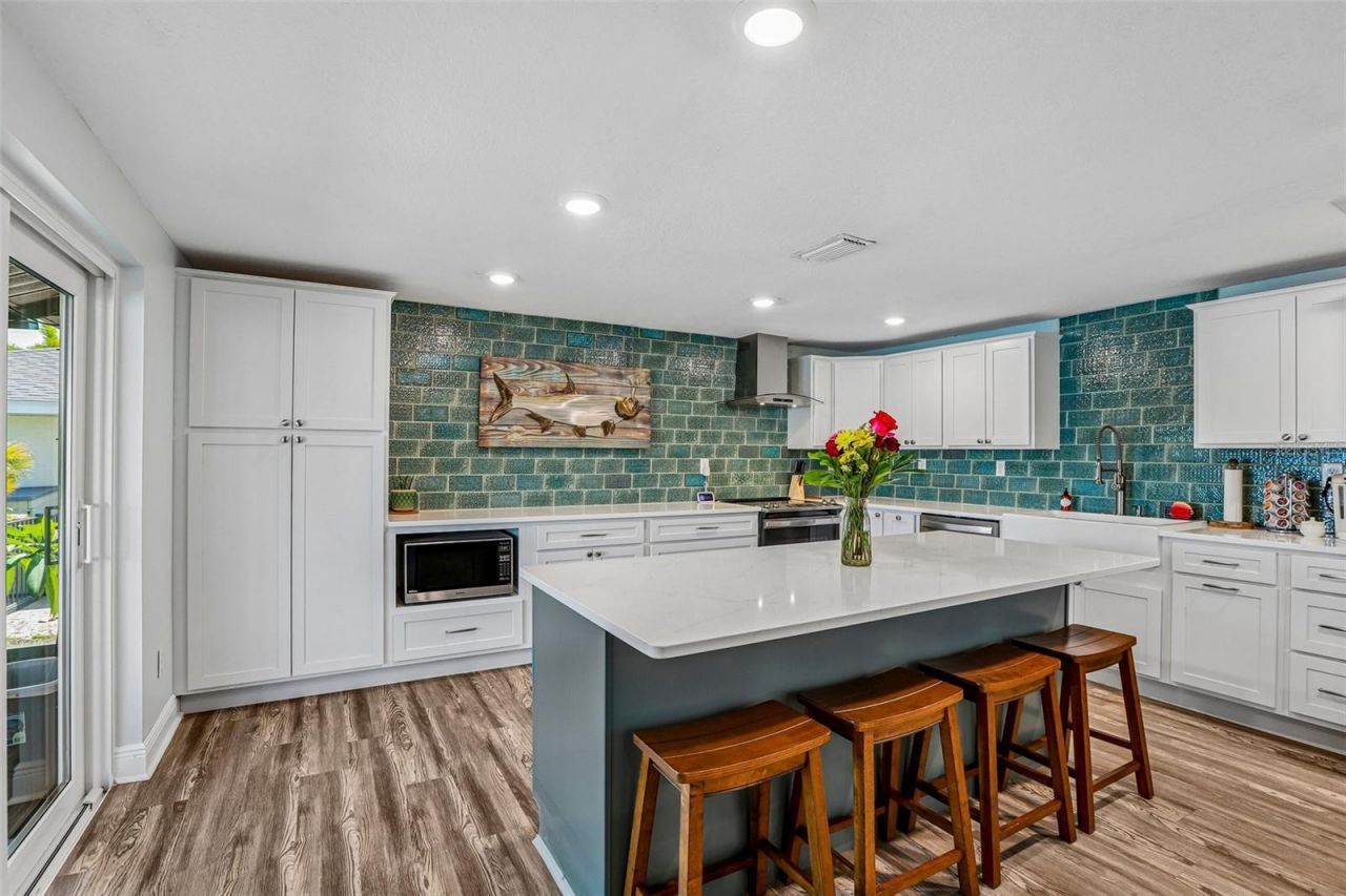 801 Flamingo Drive, Apollo Beach, FL 33572 Photo